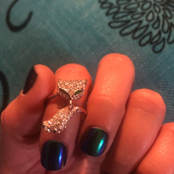 Jewelry - Glittery fox ring with green eyes size 7